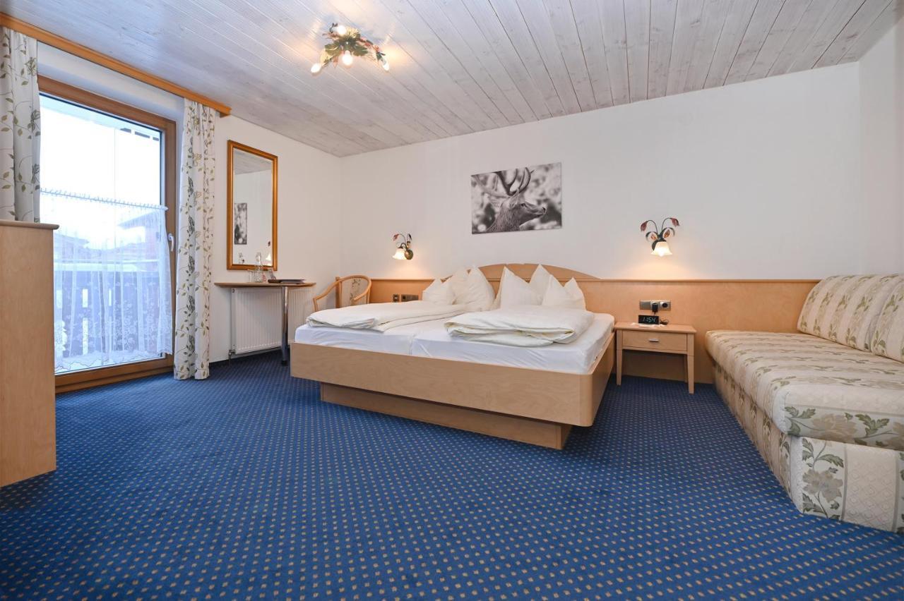 Gasthaus & Pension Alphorn Lech am Arlberg Eksteriør bilde