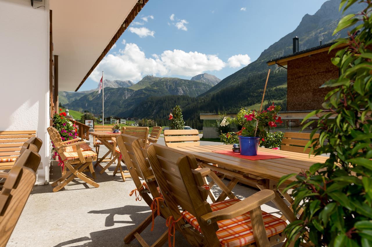 Gasthaus & Pension Alphorn Lech am Arlberg Eksteriør bilde