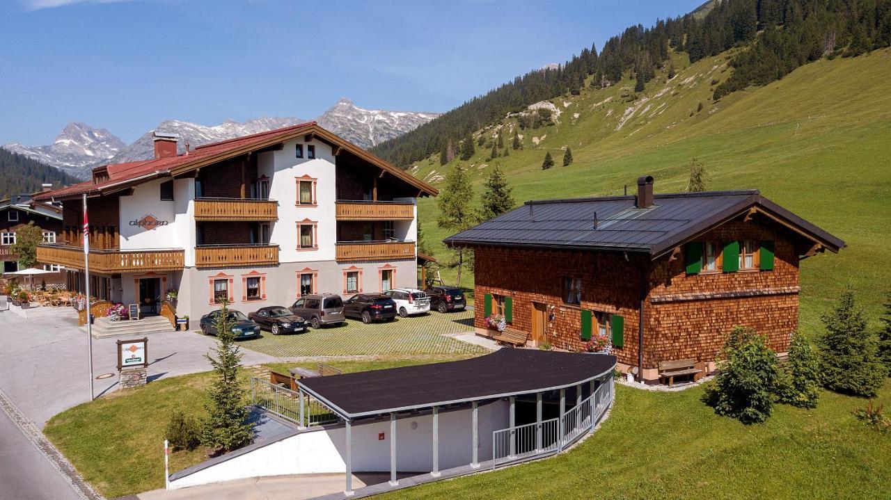 Gasthaus & Pension Alphorn Lech am Arlberg Eksteriør bilde